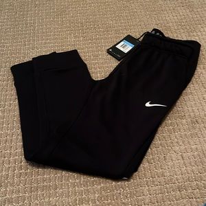 NWT Nike Joggers Size M